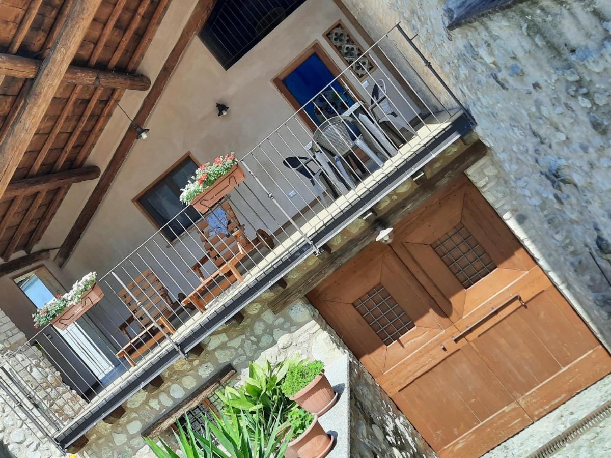 Corte Davini Agriturismo Monzambano Εξωτερικό φωτογραφία