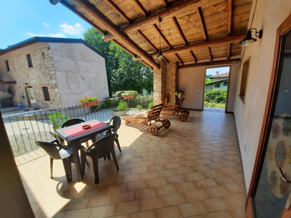 Corte Davini Agriturismo Monzambano Εξωτερικό φωτογραφία