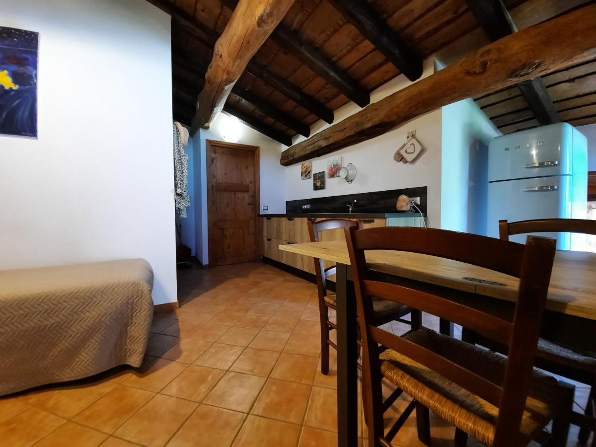 Corte Davini Agriturismo Monzambano Εξωτερικό φωτογραφία