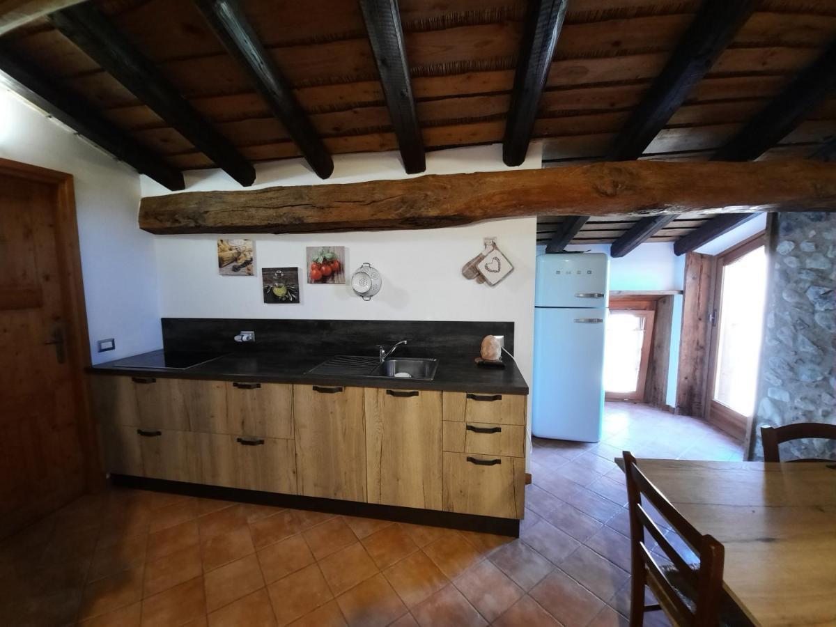 Corte Davini Agriturismo Monzambano Εξωτερικό φωτογραφία