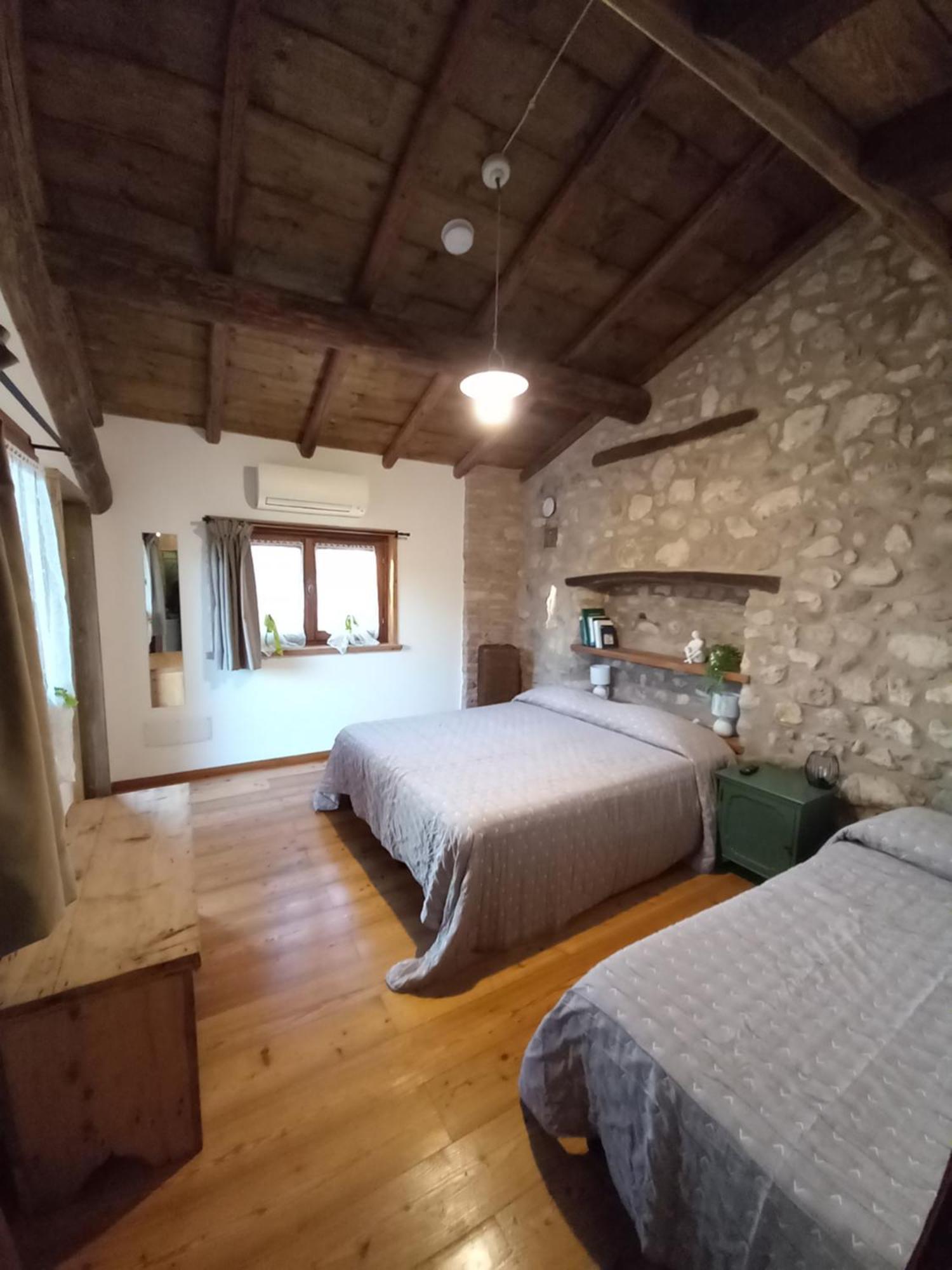 Corte Davini Agriturismo Monzambano Εξωτερικό φωτογραφία