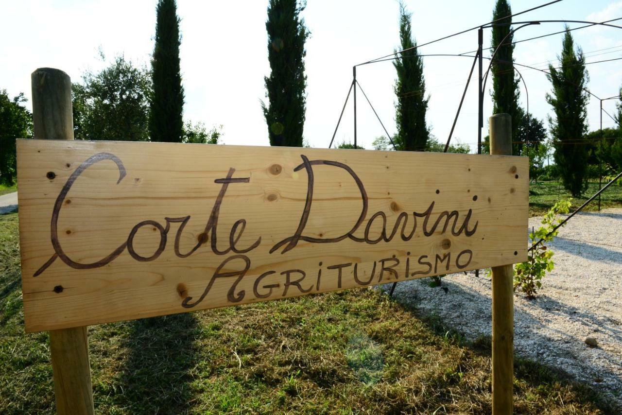 Corte Davini Agriturismo Monzambano Εξωτερικό φωτογραφία